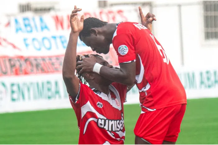 ‘He should be on 30 goals’ – Frustrated coach slams wasteful Nigerian striker after narrow win